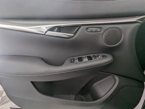 New 2025 INFINITI QX50 Luxe image 16