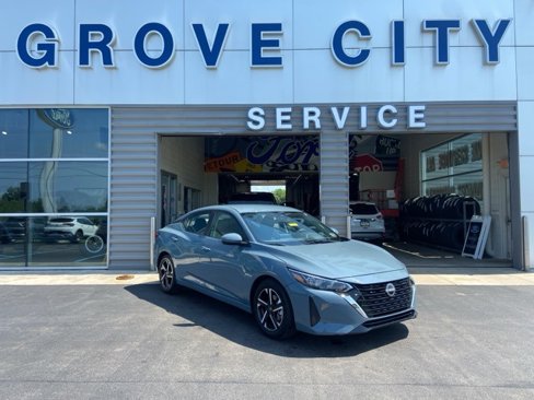 Used 2025 Nissan Sentra SV image 1