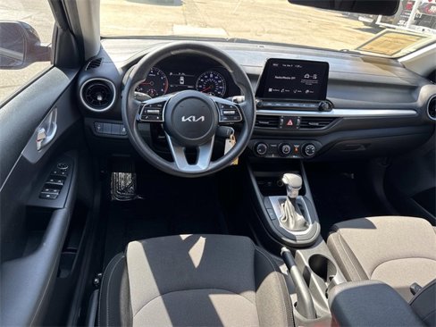 Used 2023 Kia Forte LXS image 12
