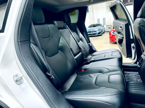 Used 2022 Jeep Cherokee Trailhawk w/ Sun, Sound & Nav Group image 39