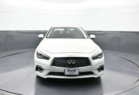 Used 2018 INFINITI Q50 Luxe w/ Essential Package (3.0T Luxe) image 2