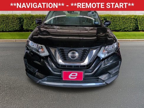 Used 2019 Nissan Rogue SV w/ Premium Package image 2