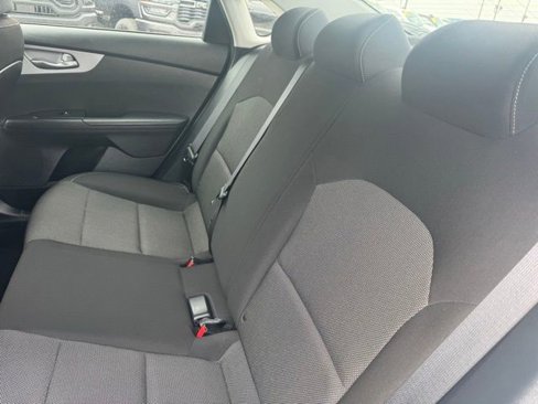 Used 2022 Kia Forte LXS image 16