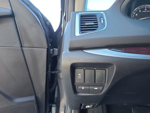 Used 2016 Acura TLX V6 image 18