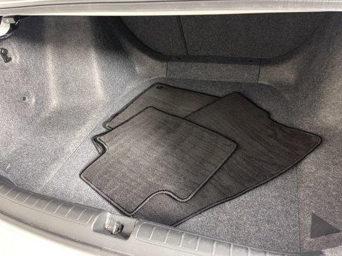 Certified 2018 Honda Accord Touring image 10