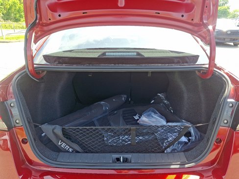 New 2025 Nissan Versa SR w/ Trunk Package image 19