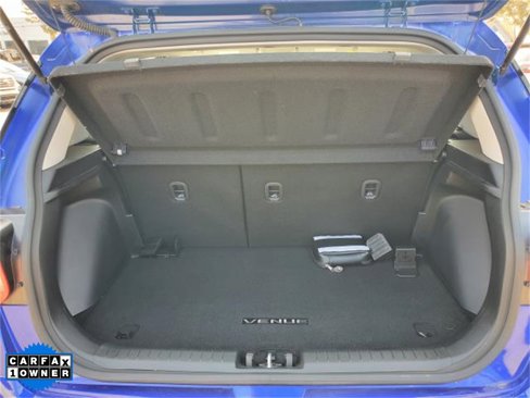Used 2022 Hyundai Venue SE w/ Cargo Package image 6