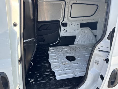Used 2022 RAM ProMaster City Tradesman image 24