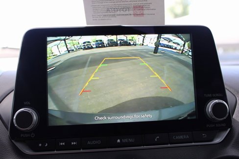 Used 2023 Nissan Sentra SV image 34