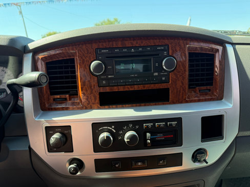 Used 2006 Dodge Ram 2500 Truck Laramie image 15