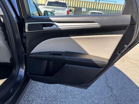 Used 2019 Ford Fusion S image 29