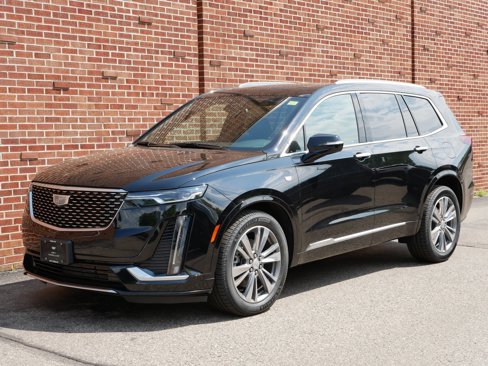 Used 2021 Cadillac XT6 Premium Luxury w/ LPO, Floor Liner Package image 1