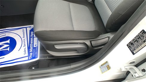 Used 2021 Hyundai Kona SE image 12