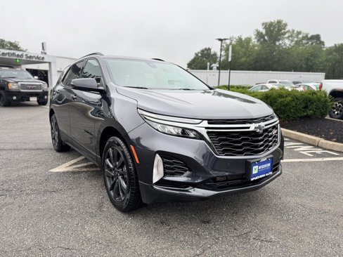 Used 2022 Chevrolet Equinox RS w/ RS Leather Package image 9