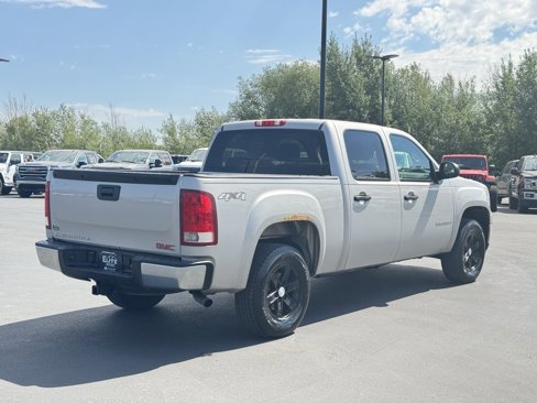 Used 2008 GMC Sierra 1500 SLE w/ Sierra NFL Edition image 6