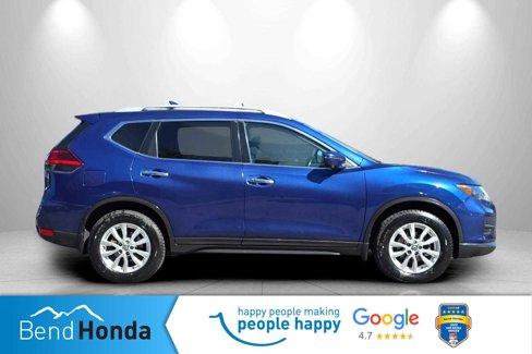 Used 2017 Nissan Rogue SV image 8