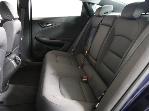 Used 2017 Chevrolet Malibu LT image 31