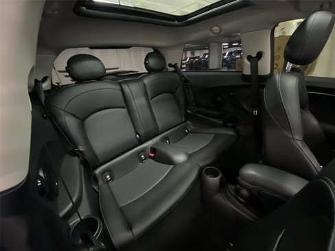 Used 2021 MINI Cooper S w/ Premium Package image 28