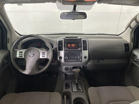 Used 2017 Nissan Frontier SV image 31
