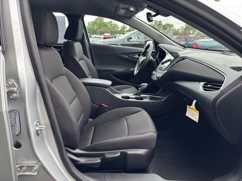 Used 2021 Chevrolet Malibu LT image 17