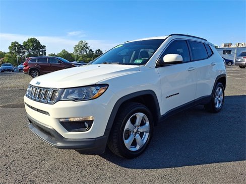 Used 2018 Jeep Compass Latitude w/ Popular Equipment Group image 3