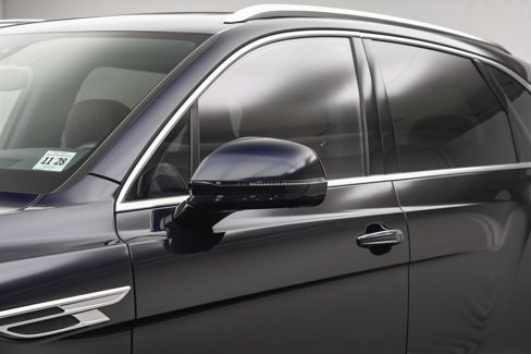 Used 2023 Bentley Bentayga image 14