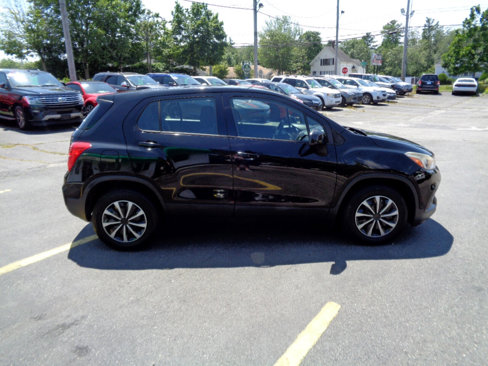 Used 2018 Chevrolet Trax LS image 14