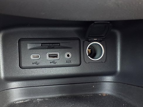 Used 2021 Chevrolet Equinox LT image 7