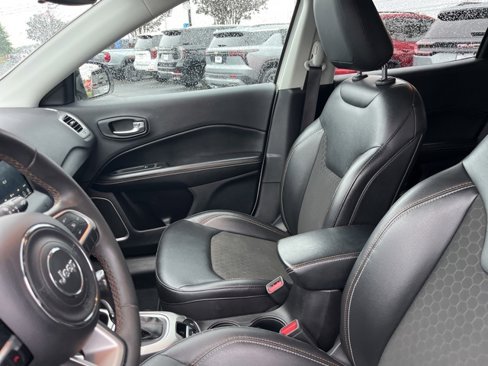 Used 2021 Jeep Compass Latitude image 11
