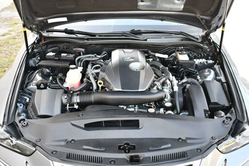 Used 2018 Lexus IS 300 image 55