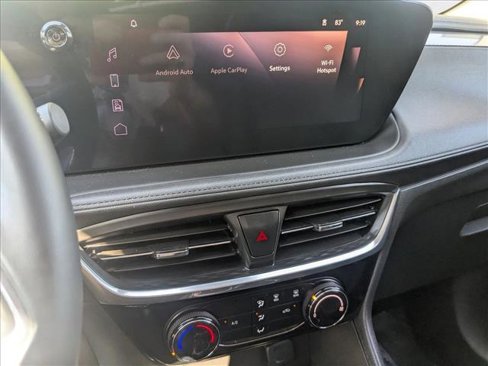 Used 2024 Buick Encore GX Sport Touring image 13
