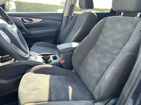 Used 2016 Nissan Rogue S w/ Appearance Package image 20