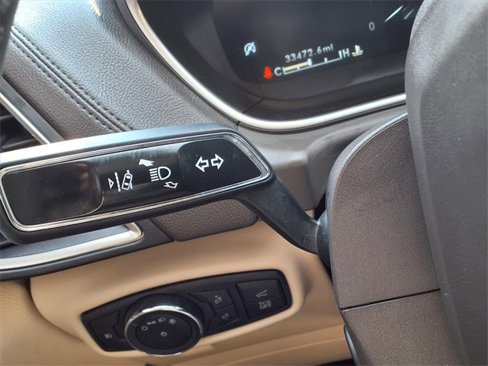 Used 2019 Lincoln Nautilus Reserve image 13