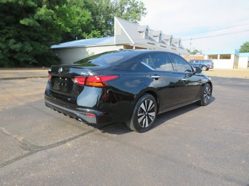 Used 2019 Nissan Altima 2.5 SV image 8
