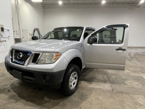 Used 2009 Nissan Frontier XE w/ XE Preferred Pkg image 32