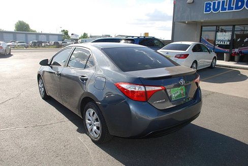 Used 2015 Toyota Corolla LE image 3