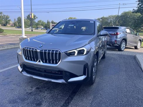New 2025 BMW X1 xDrive28i w/ Technology Package image 8