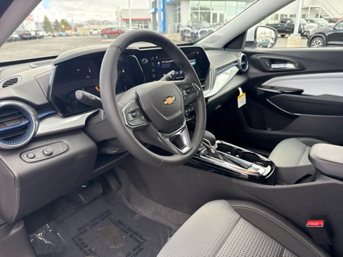 New 2025 Chevrolet Trax LT w/ LT Convenience Package image 10