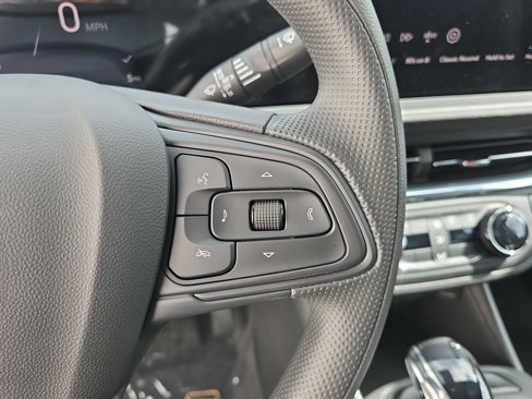 New 2025 Buick Envista Preferred image 22