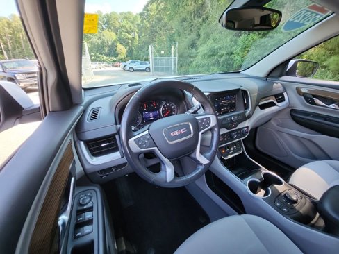Certified 2020 GMC Terrain SLE w/ Driver Convenience Package image 14