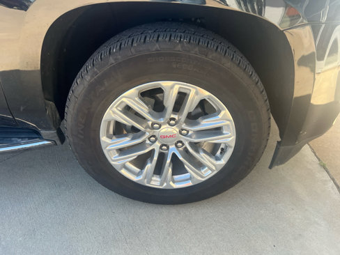 Used 2017 GMC Yukon SLT image 18