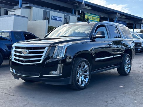 Used 2015 Cadillac Escalade Premium image 4