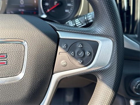 Used 2023 GMC Terrain SLE w/ Elevation Edition image 28