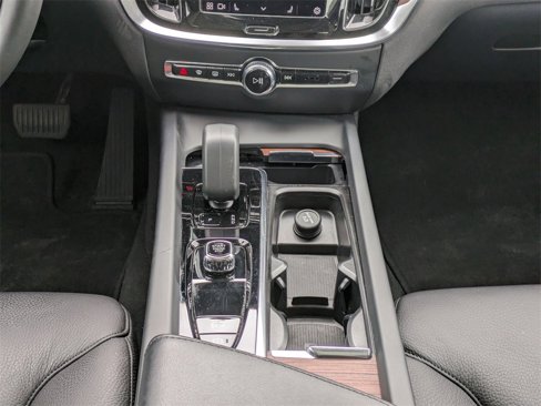 Certified 2024 Volvo S60 B5 Plus image 18