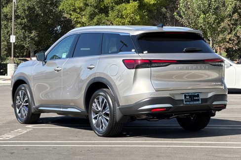 New 2026 INFINITI QX60 Luxe w/ Cargo Package image 3