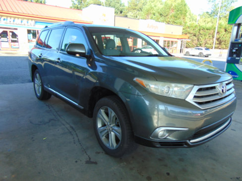 Used 2013 Toyota Highlander Limited image 47
