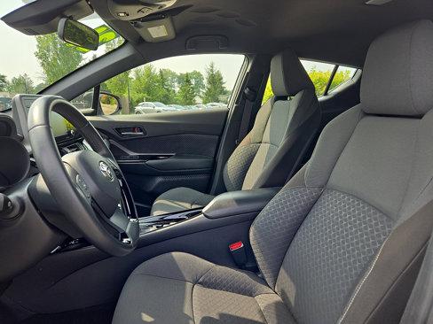 Used 2021 Toyota C-HR Nightshade image 13