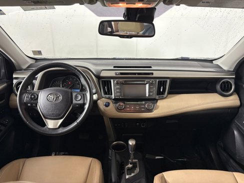 Used 2014 Toyota RAV4 Limited image 25