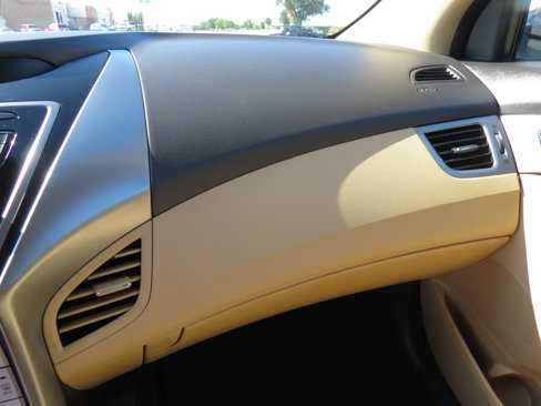 Used 2013 Hyundai Elantra GLS w/ Preferred Pkg image 24