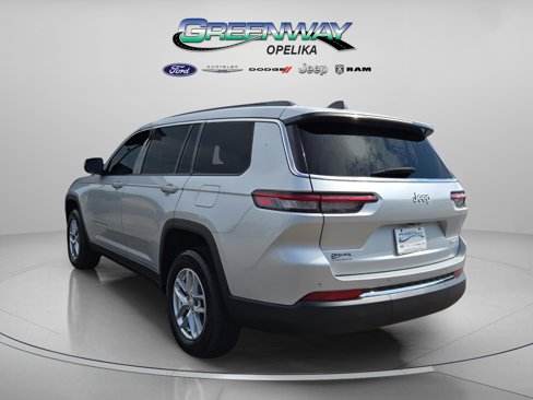 New 2025 Jeep Grand Cherokee L Laredo image 5